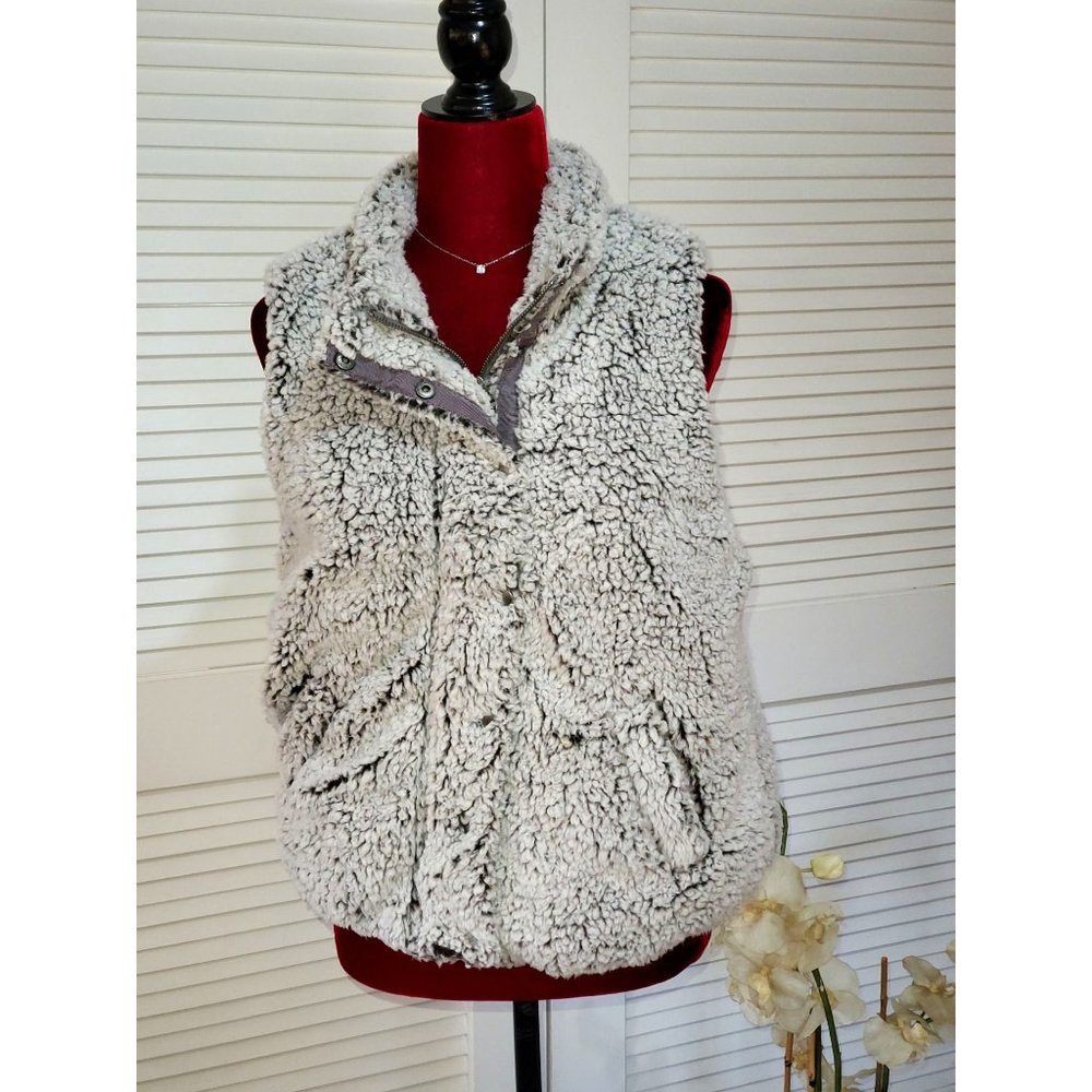 Harper Heritage Francesca's MARISSA Sherpa Vest size M 905 - Picture 2 of 8